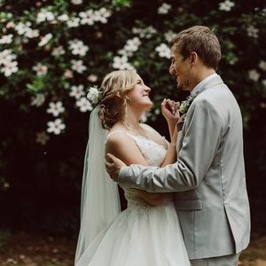 Meet your Posher, Neline